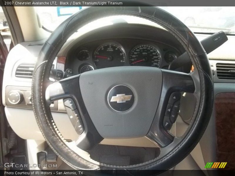Black / Dark Titanium/Light Titanium 2007 Chevrolet Avalanche LTZ