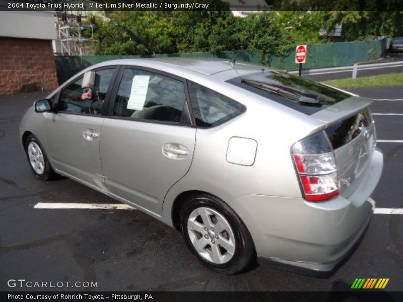 Millenium Silver Metallic / Burgundy/Gray 2004 Toyota Prius Hybrid