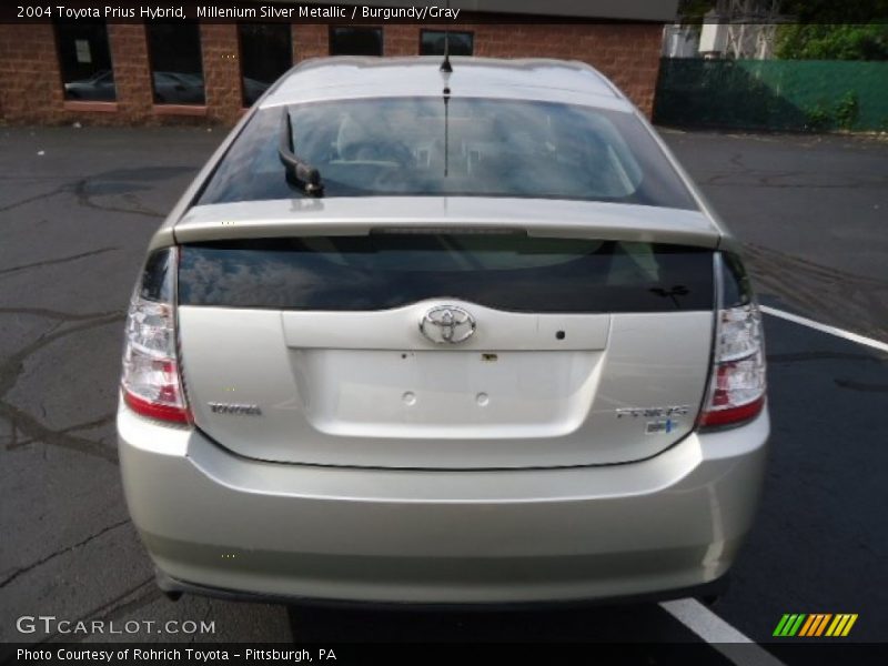 Millenium Silver Metallic / Burgundy/Gray 2004 Toyota Prius Hybrid