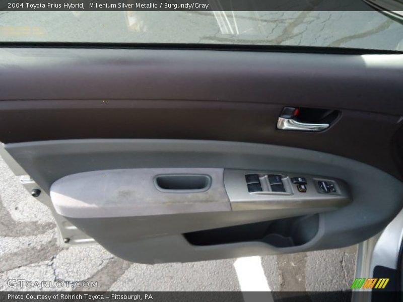 Millenium Silver Metallic / Burgundy/Gray 2004 Toyota Prius Hybrid