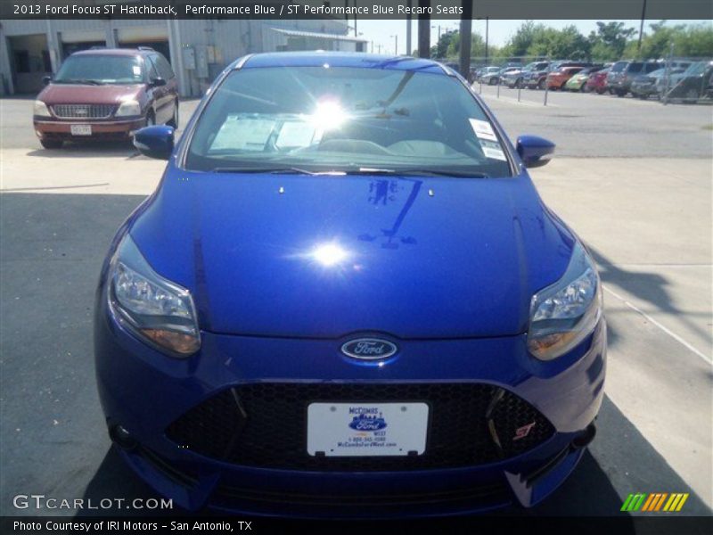 Performance Blue / ST Performance Blue Recaro Seats 2013 Ford Focus ST Hatchback