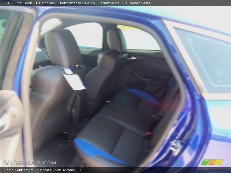 Performance Blue / ST Performance Blue Recaro Seats 2013 Ford Focus ST Hatchback