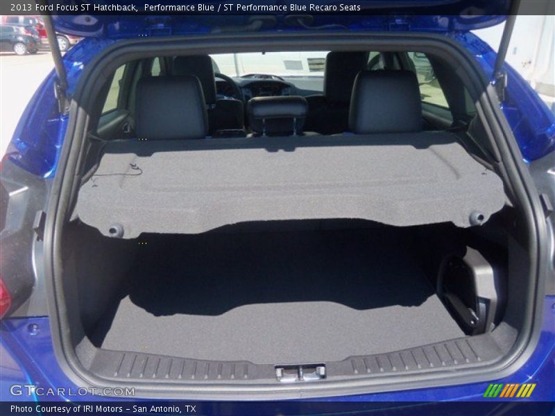 2013 Focus ST Hatchback Trunk