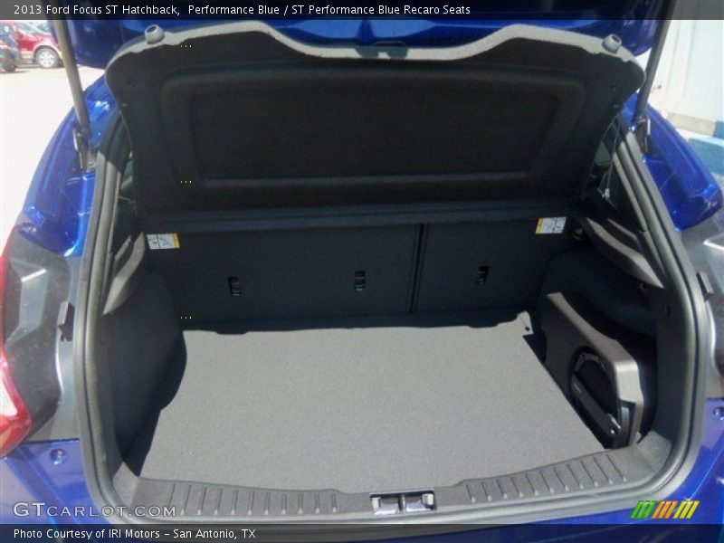  2013 Focus ST Hatchback Trunk