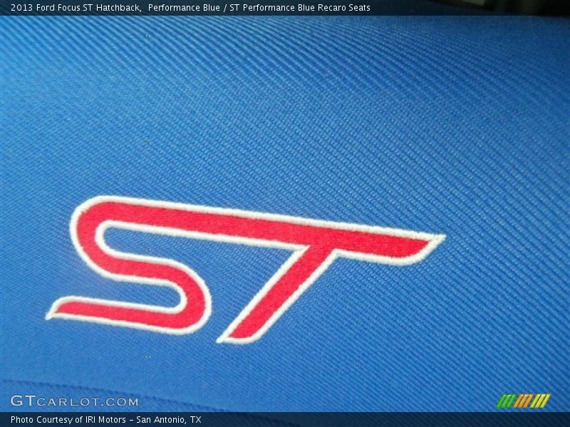 Performance Blue / ST Performance Blue Recaro Seats 2013 Ford Focus ST Hatchback