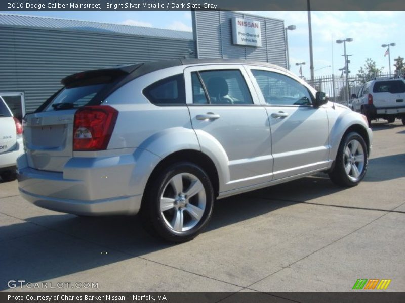 Bright Silver Metallic / Dark Slate Gray 2010 Dodge Caliber Mainstreet