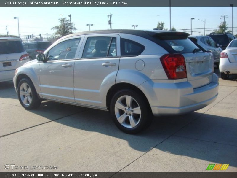 Bright Silver Metallic / Dark Slate Gray 2010 Dodge Caliber Mainstreet