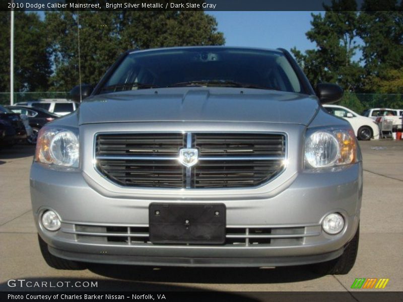 Bright Silver Metallic / Dark Slate Gray 2010 Dodge Caliber Mainstreet