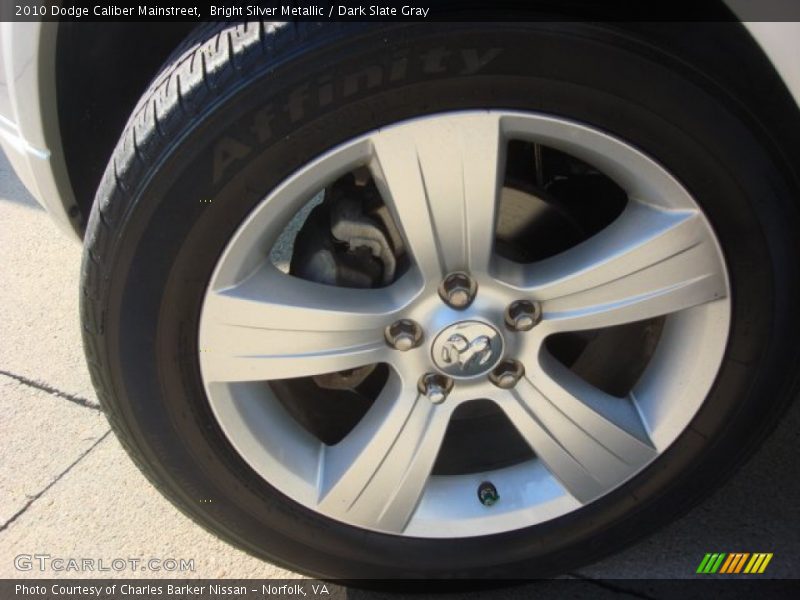 Bright Silver Metallic / Dark Slate Gray 2010 Dodge Caliber Mainstreet