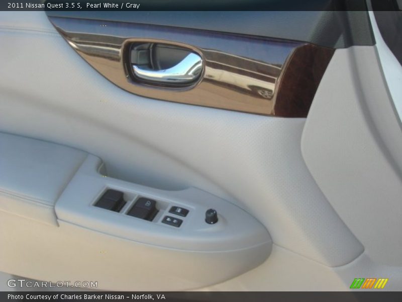 Pearl White / Gray 2011 Nissan Quest 3.5 S