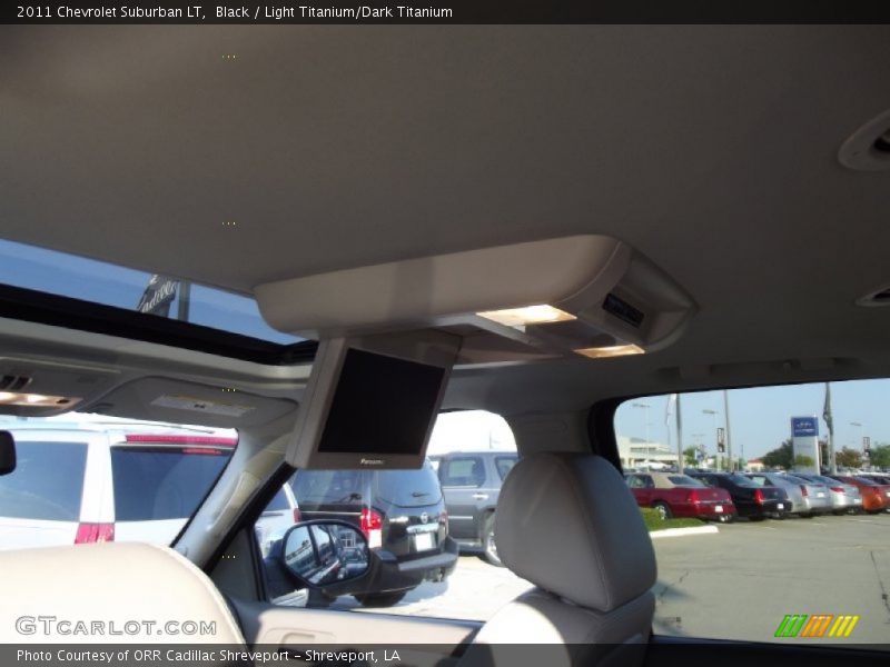 Black / Light Titanium/Dark Titanium 2011 Chevrolet Suburban LT