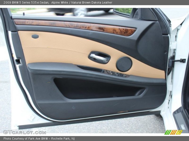 Alpine White / Natural Brown Dakota Leather 2009 BMW 5 Series 535xi Sedan