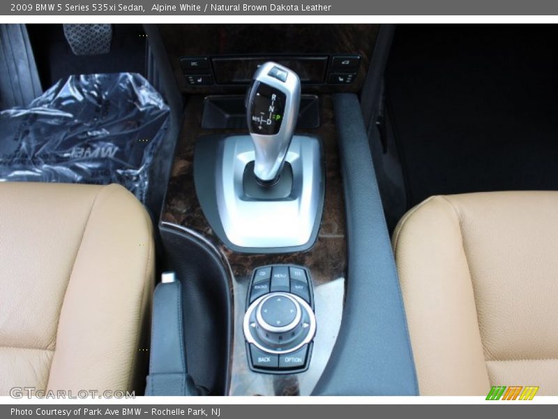 Alpine White / Natural Brown Dakota Leather 2009 BMW 5 Series 535xi Sedan
