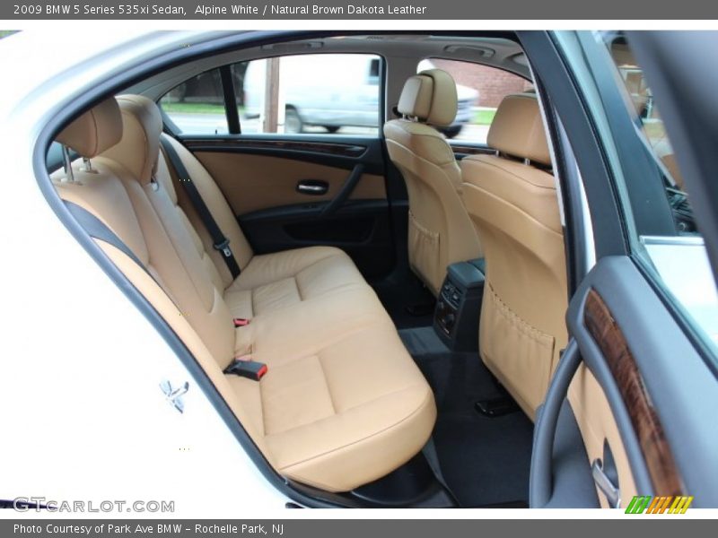 Alpine White / Natural Brown Dakota Leather 2009 BMW 5 Series 535xi Sedan