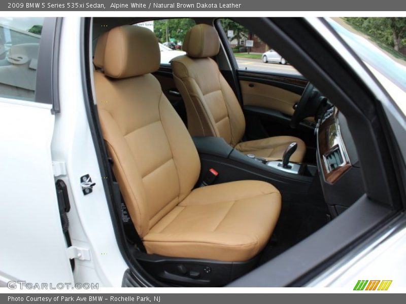 Alpine White / Natural Brown Dakota Leather 2009 BMW 5 Series 535xi Sedan