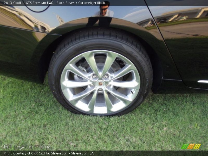  2013 XTS Premium FWD Wheel