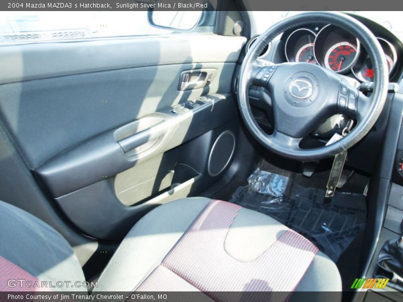 Sunlight Silver Mica / Black/Red 2004 Mazda MAZDA3 s Hatchback