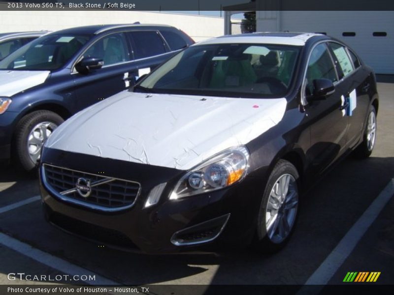 Black Stone / Soft Beige 2013 Volvo S60 T5