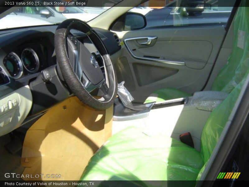 Black Stone / Soft Beige 2013 Volvo S60 T5