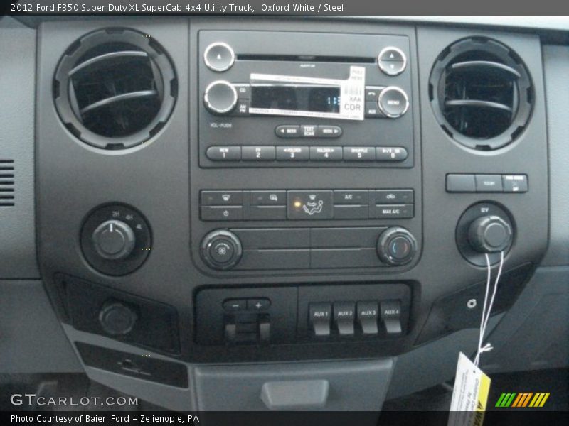 Oxford White / Steel 2012 Ford F350 Super Duty XL SuperCab 4x4 Utility Truck