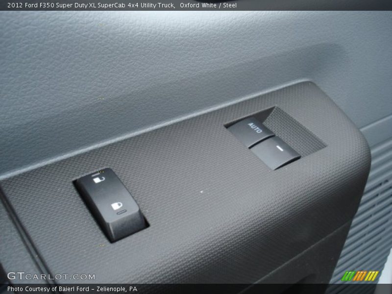 Oxford White / Steel 2012 Ford F350 Super Duty XL SuperCab 4x4 Utility Truck