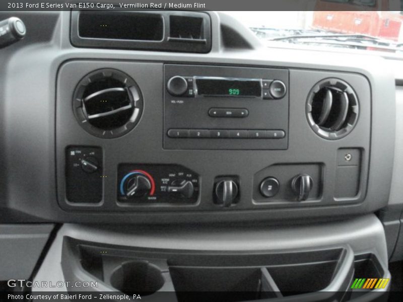 Controls of 2013 E Series Van E150 Cargo