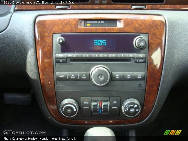 Silver Ice Metallic / Gray 2011 Chevrolet Impala LT