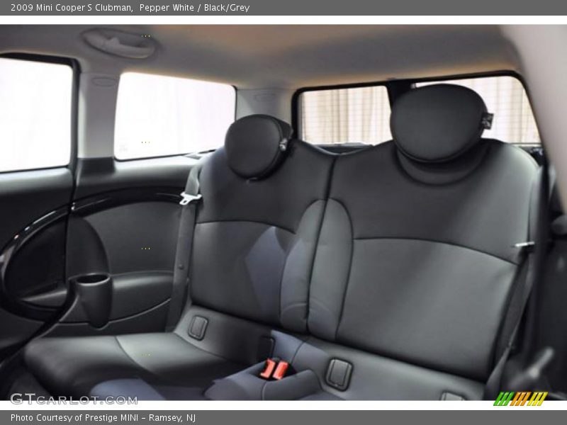 Pepper White / Black/Grey 2009 Mini Cooper S Clubman