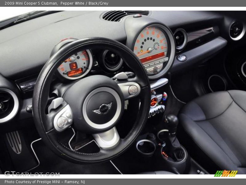Pepper White / Black/Grey 2009 Mini Cooper S Clubman