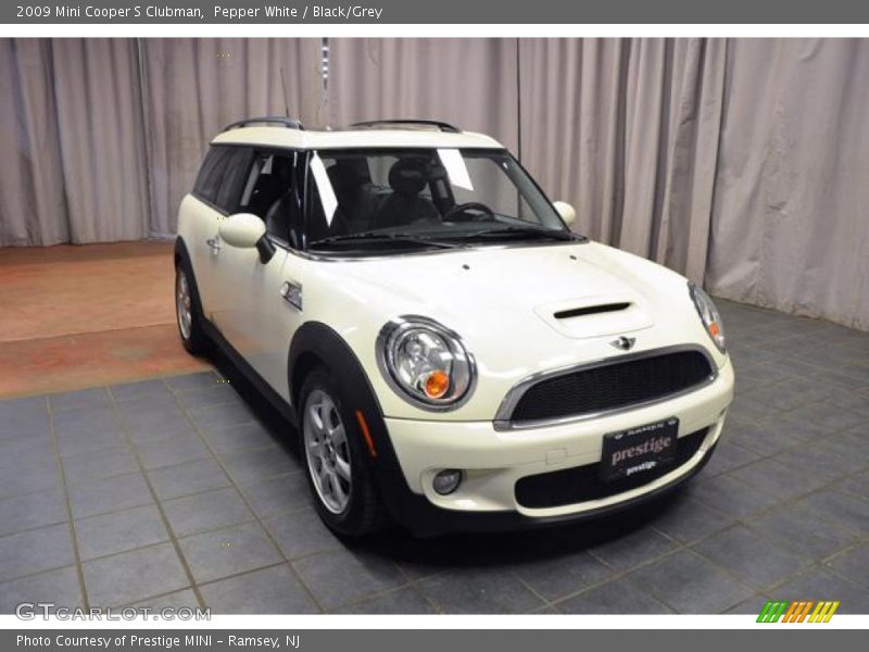 Pepper White / Black/Grey 2009 Mini Cooper S Clubman