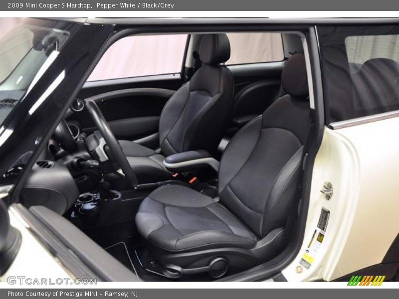Pepper White / Black/Grey 2009 Mini Cooper S Hardtop