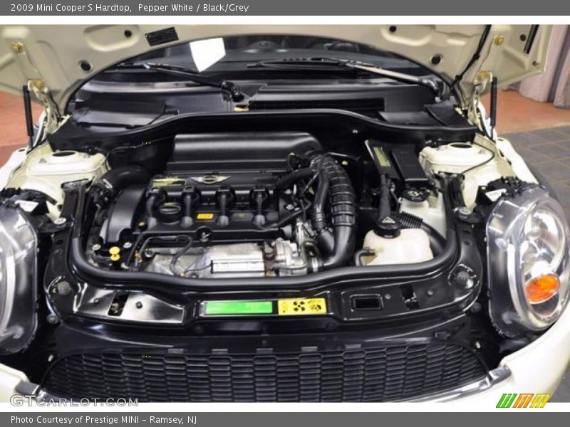 Pepper White / Black/Grey 2009 Mini Cooper S Hardtop