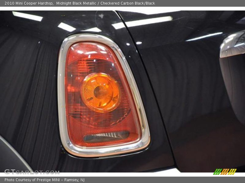 Midnight Black Metallic / Checkered Carbon Black/Black 2010 Mini Cooper Hardtop