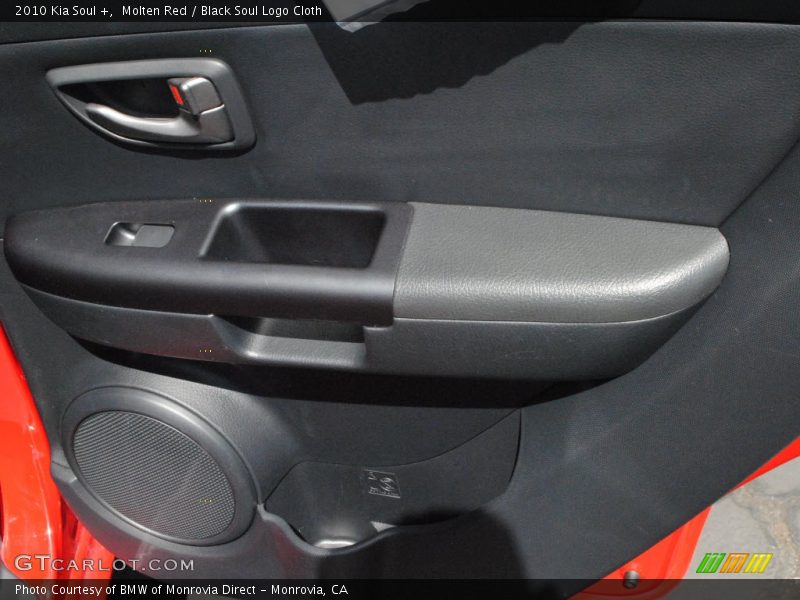 Molten Red / Black Soul Logo Cloth 2010 Kia Soul +