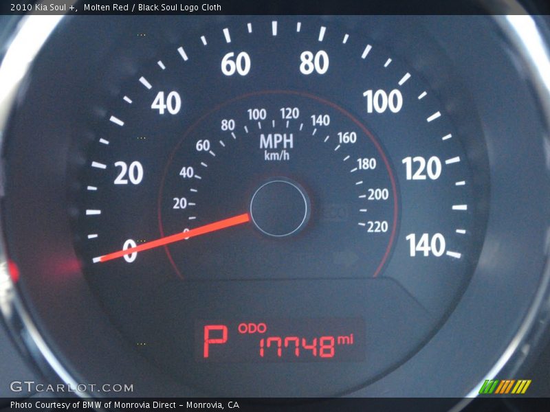 Molten Red / Black Soul Logo Cloth 2010 Kia Soul +