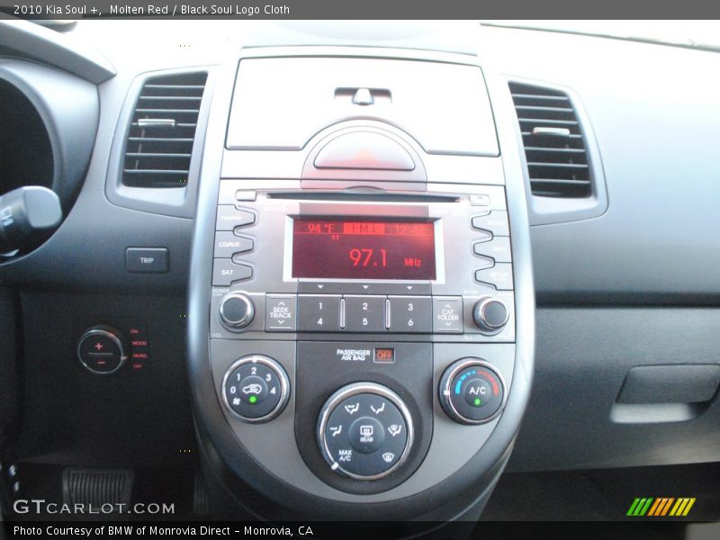 Molten Red / Black Soul Logo Cloth 2010 Kia Soul +