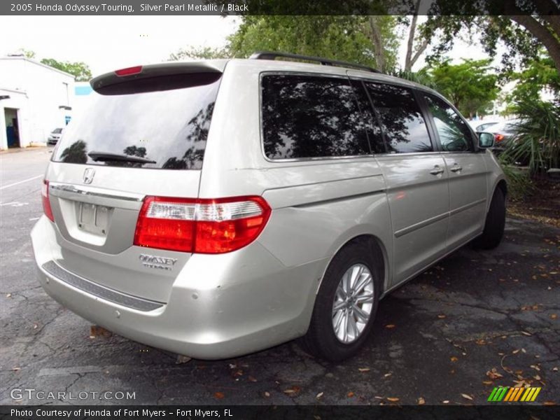 Silver Pearl Metallic / Black 2005 Honda Odyssey Touring
