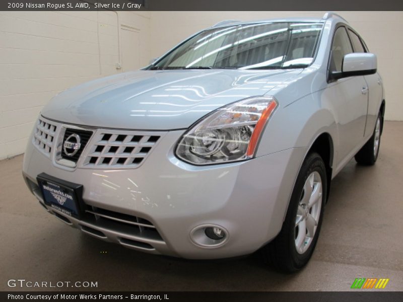 Silver Ice / Gray 2009 Nissan Rogue SL AWD