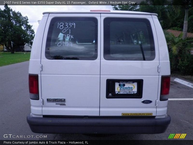 Oxford White / Medium Flint Grey 2007 Ford E Series Van E350 Super Duty XL 15 Passenger