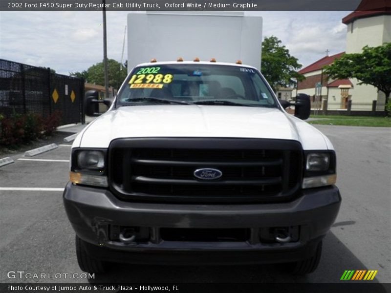 Oxford White / Medium Graphite 2002 Ford F450 Super Duty Regular Cab Utility Truck