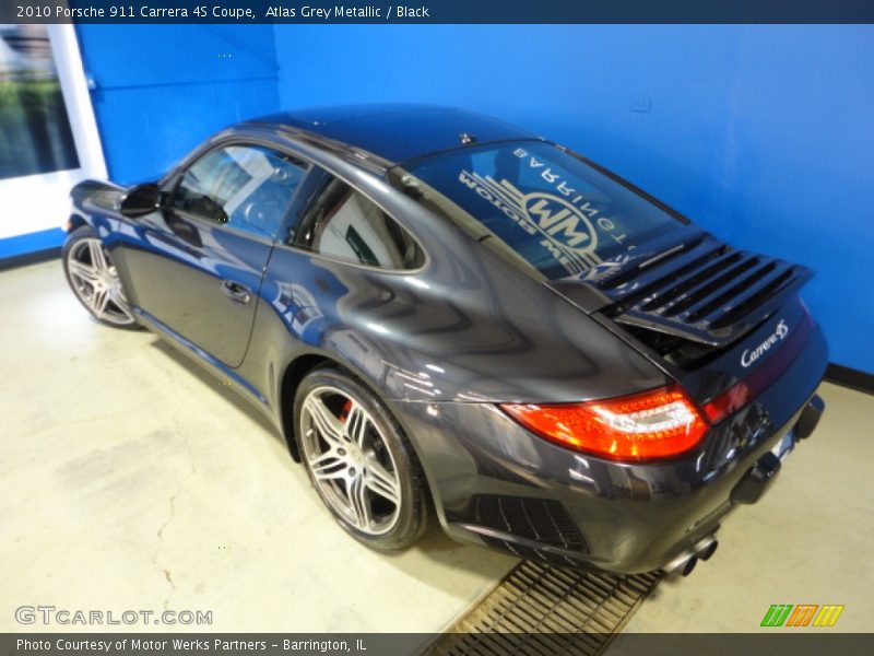 Atlas Grey Metallic / Black 2010 Porsche 911 Carrera 4S Coupe