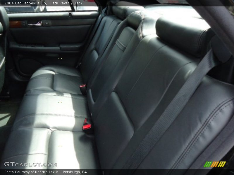 Black Raven / Black 2004 Cadillac Seville SLS