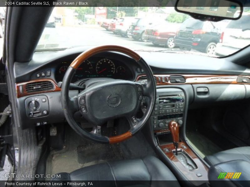 Black Raven / Black 2004 Cadillac Seville SLS