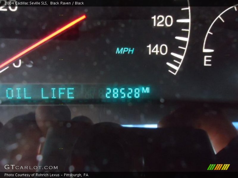 Black Raven / Black 2004 Cadillac Seville SLS