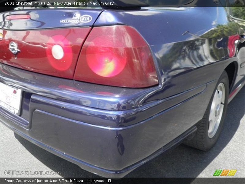 Navy Blue Metallic / Medium Gray 2001 Chevrolet Impala LS