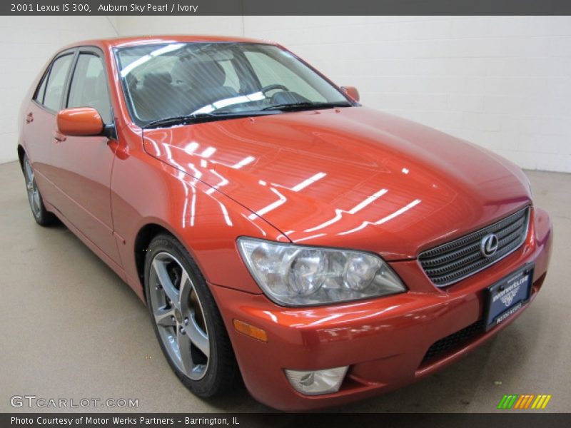 Front 3/4 View of 2001 IS 300