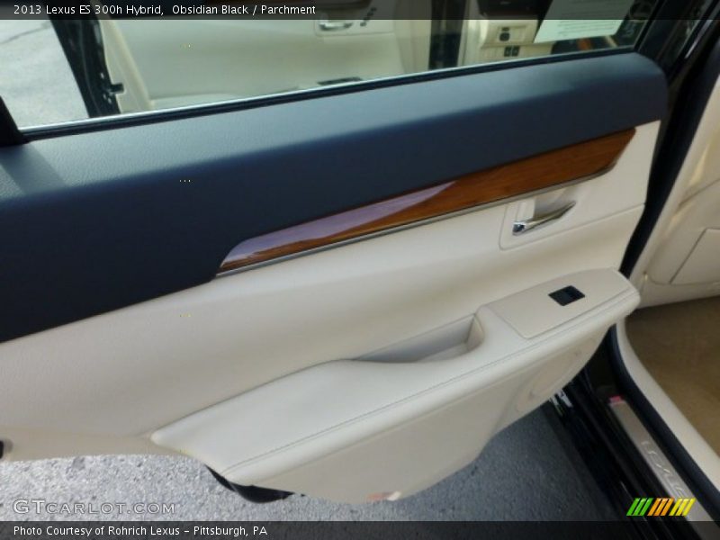 Door Panel of 2013 ES 300h Hybrid