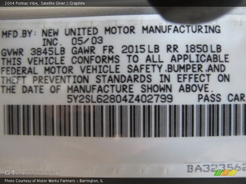 Satellite Silver / Graphite 2004 Pontiac Vibe
