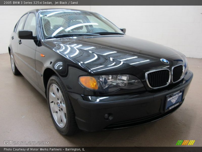 Jet Black / Sand 2005 BMW 3 Series 325xi Sedan