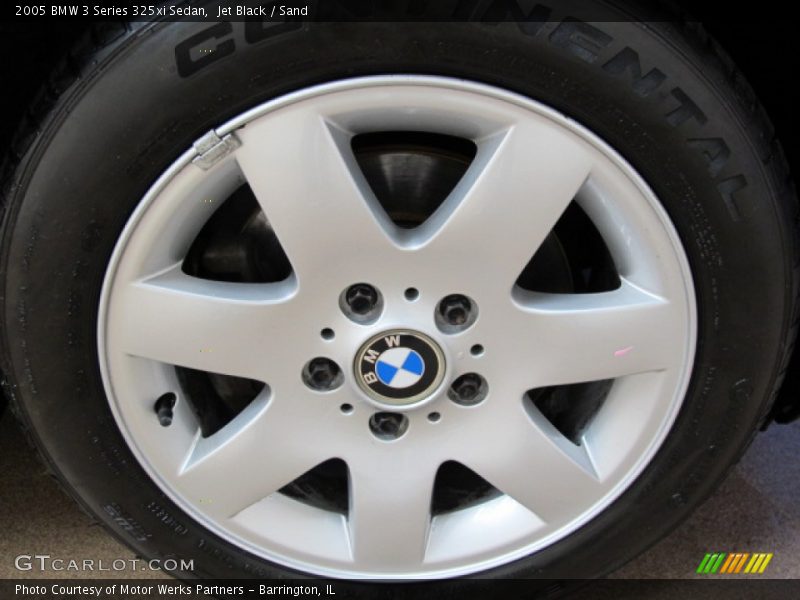 Jet Black / Sand 2005 BMW 3 Series 325xi Sedan